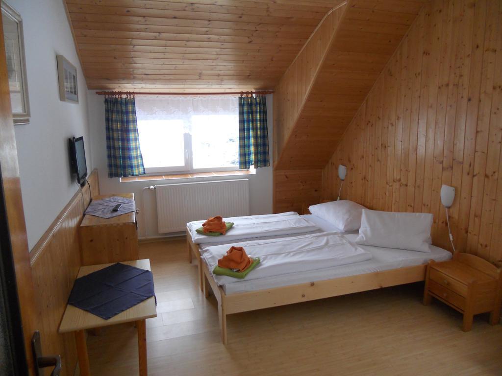 Penzion Kamzík Česká Kamenice Esterno foto