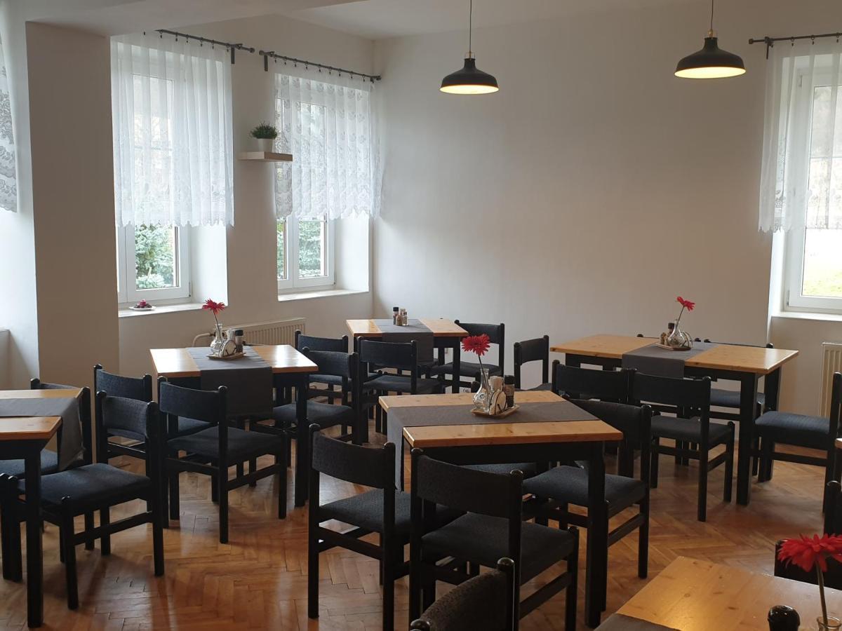 Penzion Kamzík Česká Kamenice Esterno foto